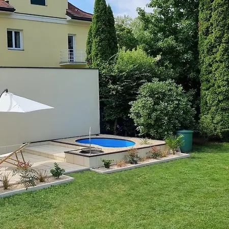 Wohnen In Jugendstilvilla Im Herzen Von Klagenfurt *